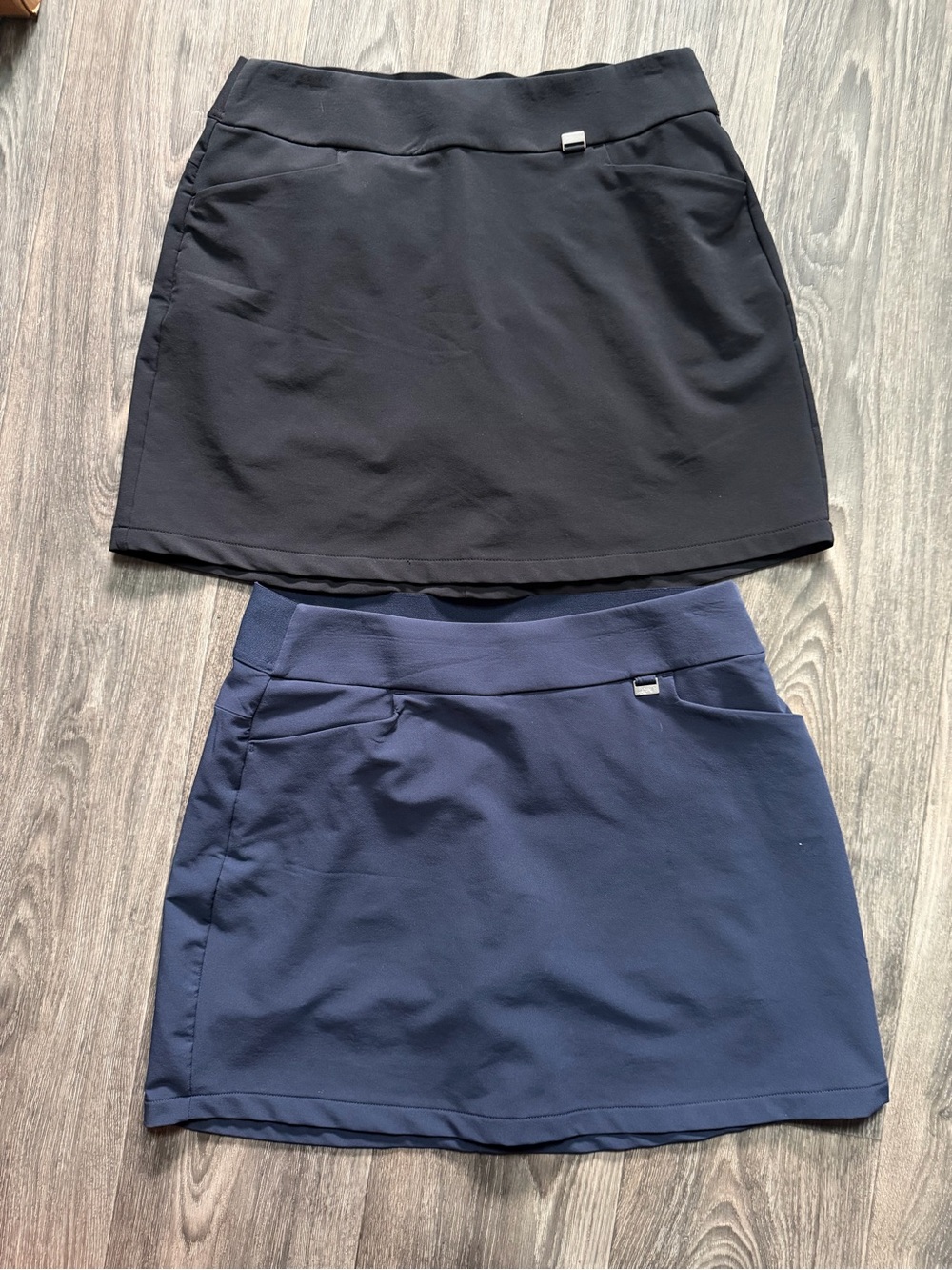 Greg Norman Women’s Golf Skorts – Black and Navy